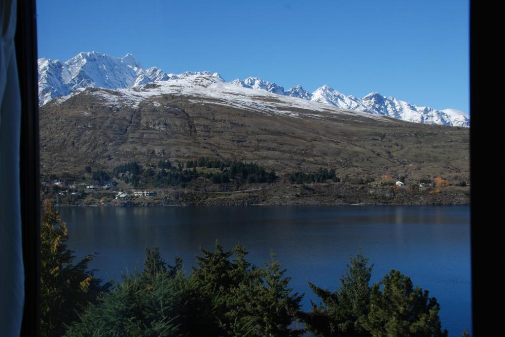 Bed and Breakfast Larch Hill Bed & Breakfast Квинстаун Номер фото